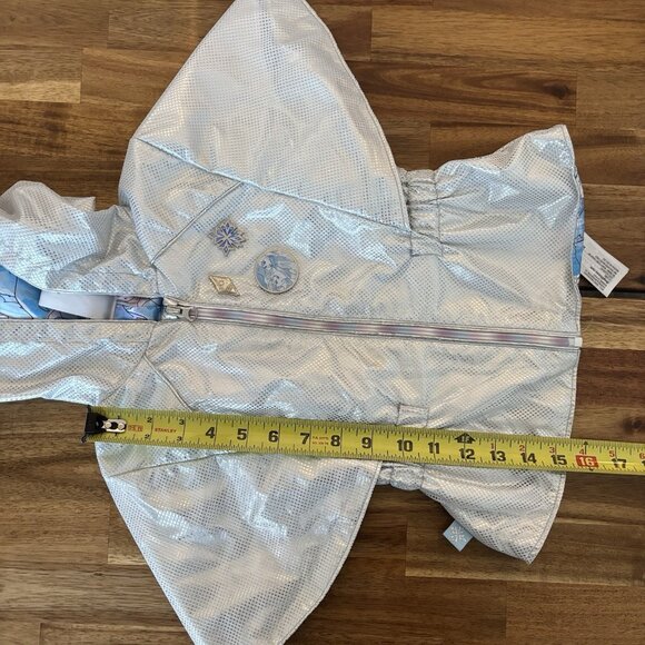 Disney Park Frozen Elsa Anna Cape Silver Jacket Size 4 Toddler Girl Parks Trip - Picture 16 of 16